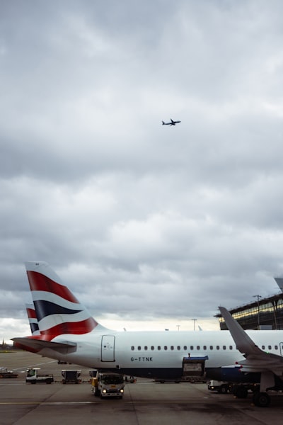 Heathrow Airport ends liquids rule