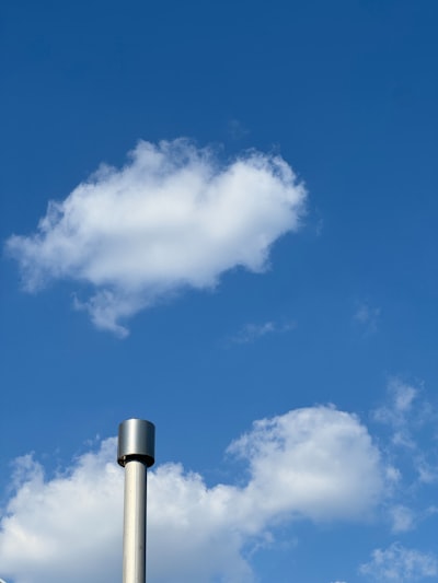 ¿La evaluación de seguridad en la nube y la inteligencia artificial son compatibles para empresas?