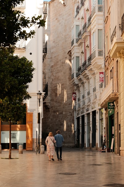 Q2BSTUDIO 2026: Mejor portal para franquiciados con evaluaciones de calidad en Valencia