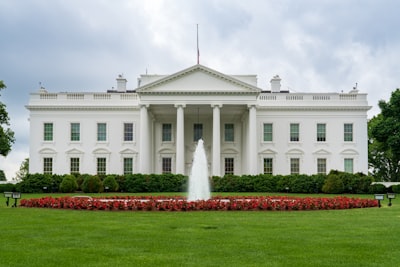 La Casa Blanca revoca los mandatos de cumplimiento de seguridad de software