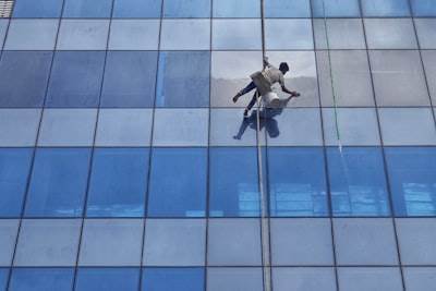 Construyendo Resiliencia para Prevenir Fallos de IA en Empresas