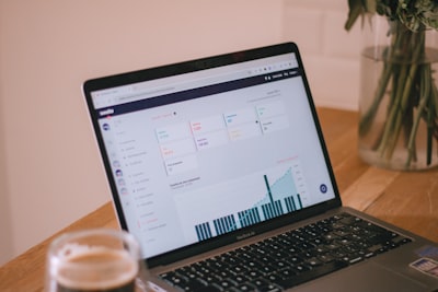 Gestión de ofertas para proveedores con IA y automatización