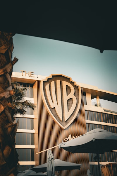 Warner Bros. gana 11 premios Oscar antes de ser adquirida por Paramount