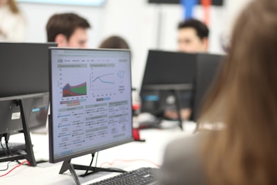 KPIs clave para enrutamiento inteligente de llamadas