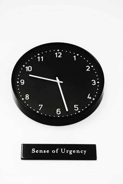 ¿Cómo la IA ahorra más de 10 horas a la semana en investigación y personalización?