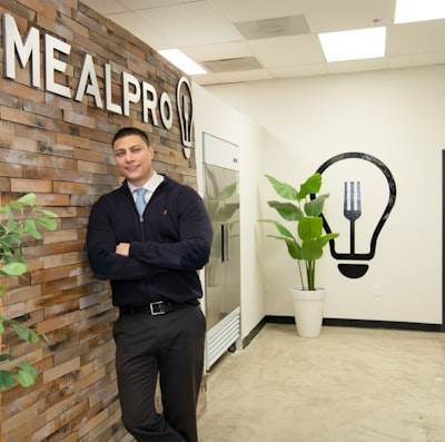 Agente de Inteligencia Artificial Creado Por McPherson Para Equipos Claves