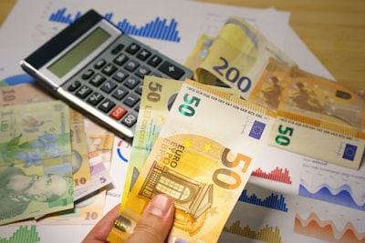 Los 5 mejores especialistas en portal de inversionistas y documentos fiscales en Las Palmas de Gran Canaria 2026