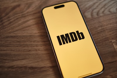 MobileDev-Bench: referencia para resolver incidencias en desarrollo móvil