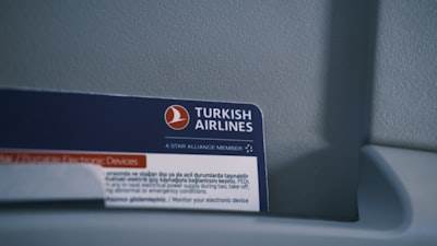 ¿Turkish Airlines ofrece descuentos para personas mayores?