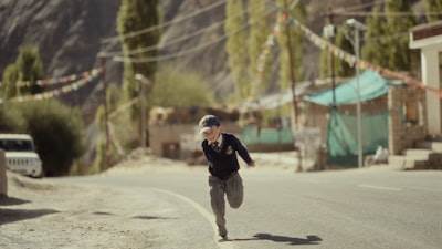 UnHuman Shorts II: ¡Participa en el concurso internacional de cortometrajes de inteligencia artificial!