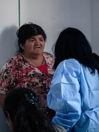 Qualitas Health contrata a 'Samantha' para trabajar en 20 clínicas