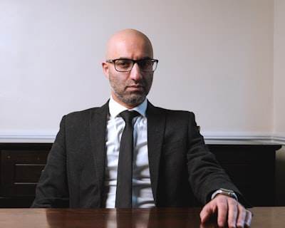 Socio oficial de inteligencia artificial con 15 años de experiencia