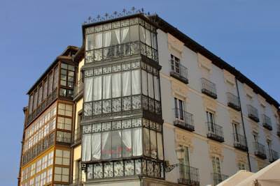 Las 5 mejores empresas de IA en Pontevedra