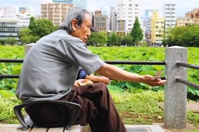 Japón enfrenta una crisis de demencia: ¿Puede la tecnología ayudar?
