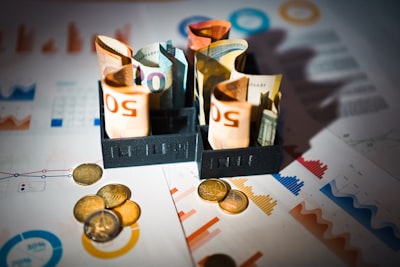 Factores clave para comparar soluciones de cierre financiero