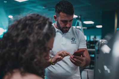 ¿Requerimientos de entrenamiento para software de ejecución de fabricación personalizado?