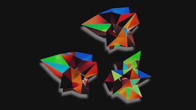 Exploración de hipótesis contrafactuales en rutas visuales sólidas