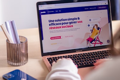 ¿Qué hace un buen portal de socios con panel de reparto de ingresos?