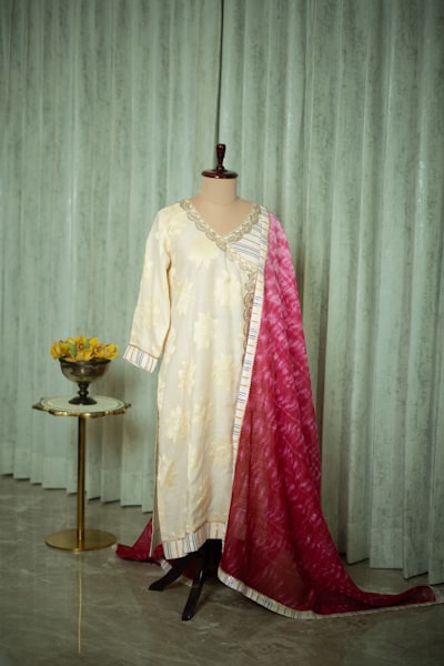 Timeless Elegance: Plain Silk Saree with Small Border