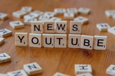 Automatización de YouTube con Claude AI: De noticias a cortos en minutos
