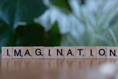 Aprendizaje por refuerzo con transferencia cero utilizando imaginación