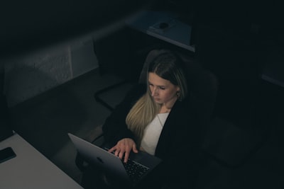 ¿Cómo saber si mi empresa necesita soluciones de informes empresariales?