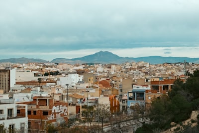 Las 5 principales empresas de agentes de IA para RRHH en Alicante