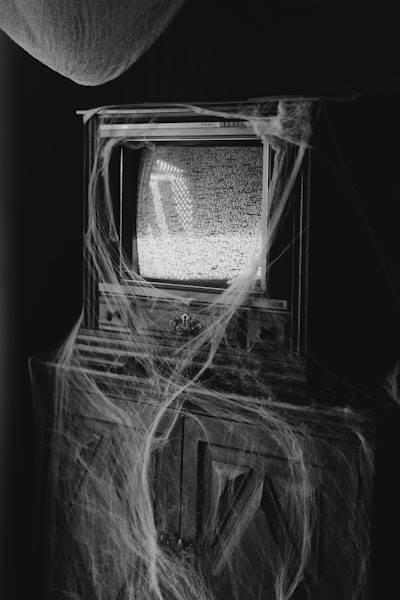 Detrás de la tecnología: Las historias humanas olvidadas.