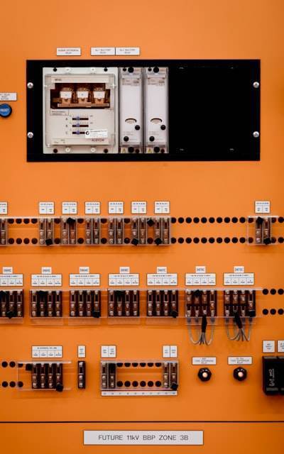 Cómo un ingeniero eléctrico construyó una base de 8.5 millones de suscriptores en YouTube