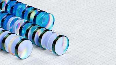 Síntesis de lentes adaptativas mediante optimización dinámica de Fourier