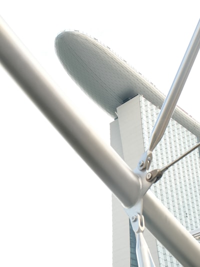Expertos de Microsoft descubren cómo romper las barreras de seguridad LLM con una simple indicación