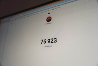 Optimized H2 for SEO:
"Perdidas de 2,5 millones de euros en verificaciones KYC manuales"