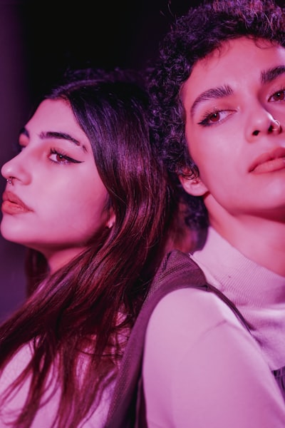 Las nuevas series de Apple TV exploran distintos aspectos de OnlyFans