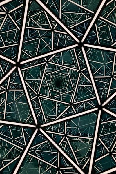 Estructuras agnósticas de escala en redes neuronales