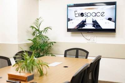 Estudio de caso: Cómo la empresa X aumentó su eficiencia al 50% con software empresarial en Barcelona