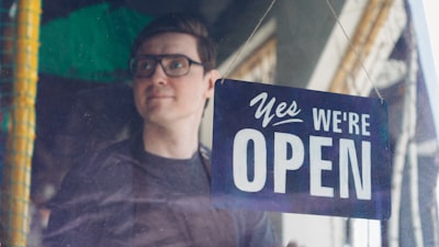 Construye una comunidad de Slack sobre Automatización de Negocios.