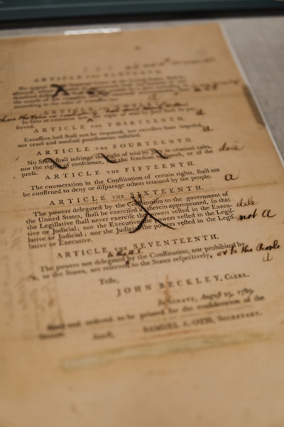 HAV: un marco multiagente para restaurar textos históricos con IA