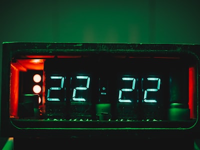 ¿Cuánto tiempo lleva implementar paneles en tiempo real?
