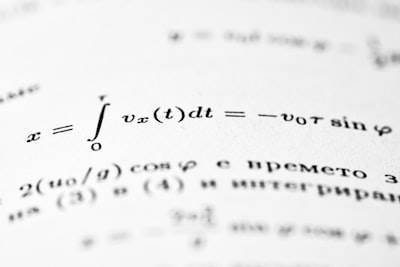 StatEval: Punto de referencia para modelos de lenguaje en estadística