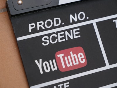 ¿Se puede respaldar fácilmente la producción de videos de marketing AI?