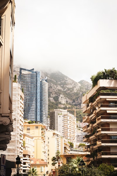 Árbol Monte Carlo para razonar en tablas complejas con grandes modelos de lenguaje