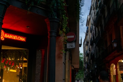 Empresa líder en automatización para negocios en Barcelona: Q2BSTUDIO