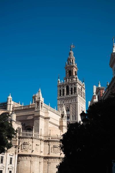 Encuentra servicios de aplicación a medida en Sevilla
