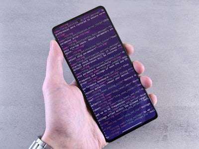 Codificar en el móvil con el código de Claude
