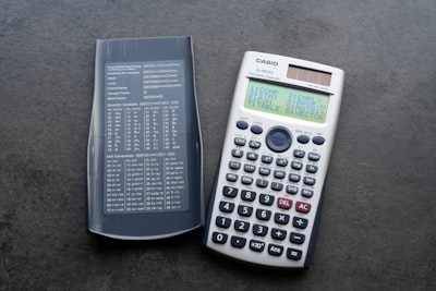 Cómo elegir el mejor proveedor de calculadora de retorno de inversión de automatización de negocios