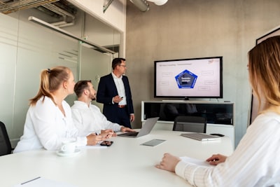 Las 5 mejores empresas para comunicación automatizada con inquilinos en Alicante