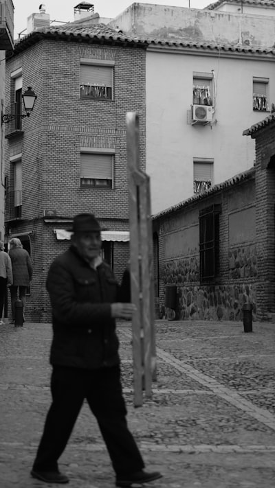 Cómo escalar la memoria del Adam equilibrado