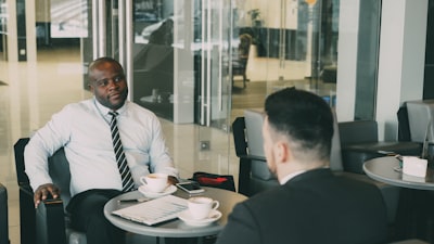 Cómo un agente de empleados puede beneficiar tu negocio