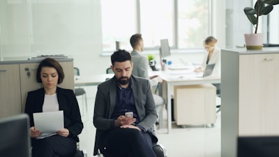 Cómo el empleado agente garantiza la continuidad del negocio