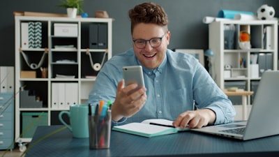 Guía completa para implementar un portal de empleados en Barcelona